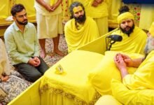 प्रेमानंद महाराज के आश्रम जाने के लिए कोहली को पैसे मिलने का दावा गलत: प्रवक्ता