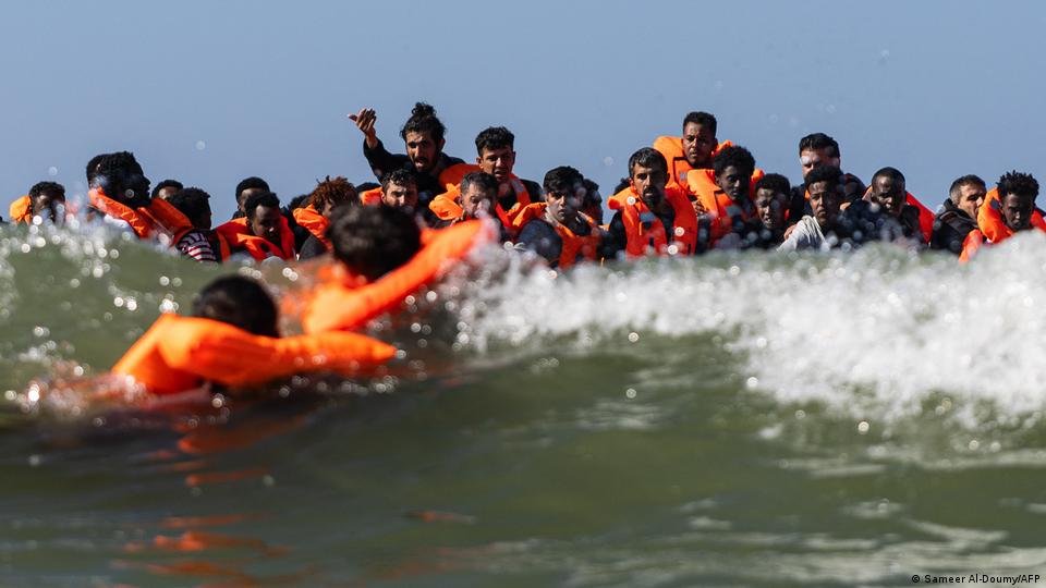 यूरोप पहुंचने वाले अधिकांश प्रवासी बच्चे अकेले, यूएन ने जताई चिंता