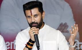ट्रेनों को रोके जाने के फ़ैसले पर बोले चिराग पासवान, 'भारत के युवाओं को कोई नहीं रोक सकता'