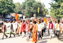 बस्तर में सैकड़ों किसानों का आंदोलन, कलेक्टोरेट पहुंच सौंपा ज्ञापन