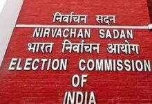चुनाव जीतने पर व्यवस्था सही, तो हारने पर धांधली के आरोप क्यों: 124 पूर्व अधिकारी