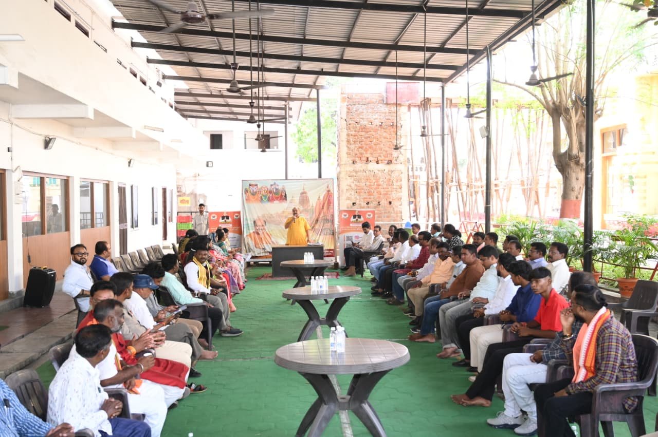 राष्ट्रपति मुर्मू केआगमन की तैयारियों को लेकर छत्तीसगढ़ सर्व उड़िया समाज की बैठक