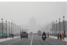 दिल्ली-एनसीआर में बेमौसम बारिश, एक्यूआई में दिखा सुधार; सुबह-शाम हल्की ठंड का एहसास