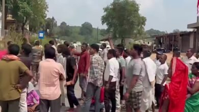 गणेशपुर पीएचसी में ताला, गेट पर प्रसव, नवजात की मौत