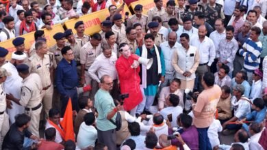 भूपेश सरकार के धान खरीदी बकाए पर घिरी साय सरकार