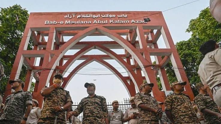 जामिया मिल्लिया में जारी प्रदर्शनों के बीच ऑनलाइन क्लासेस और एग्ज़ाम पर नया आदेश