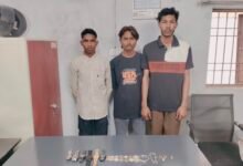 टिकरापारा से जाकर डंगनिया में सेंध लगाने वाले तीन गिरफ्तार, डेढ़ लाख के जेवर बरामद