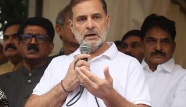आज होने वाला मॉक पार्लियामेंट कार्यक्रम कल तक स्थगित, राहुल ने आम लोगों-छात्रों से शामिल होने की अपील की