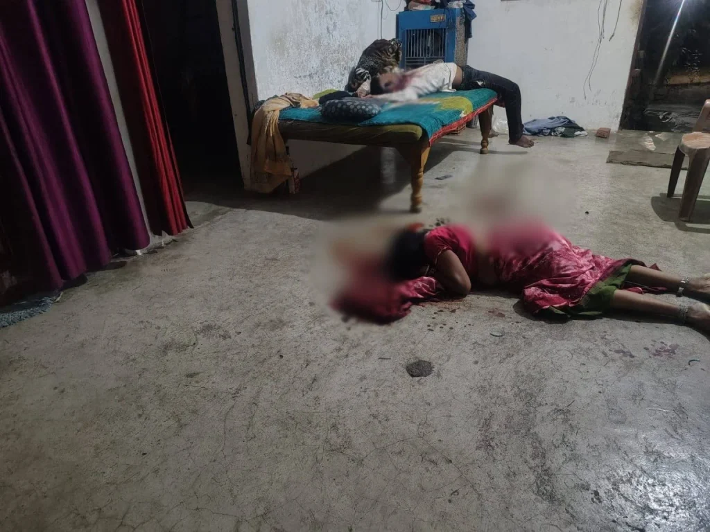 CG में डबल मर्डर: मां-बेटे की बेरहमी से हत्या, बेटी गंभीर रूप से घायल, इलाके में मचा हड़कंप