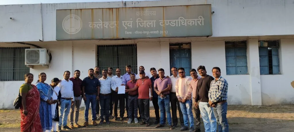 छात्रावास अधीक्षकों का फूटा दर्द: बोले—समस्याएं सुलझाइए, फिर कराइए ऑनलाइन उपस्थित मेंस बजट में कटौती से लेकर पदोन्नति और सेवा शर्तों तक की मांगें उठाईं, 12 नवंब…