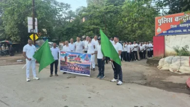 राष्ट्रीय एकता दिवस पर महासमुंद पुलिस ने लगाई एकता दौड़, अधिकारियों-कर्मचारियों ने दिया राष्ट्रीय अखंडता का संदेश